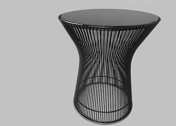 Tavolino Platner Side Table con piano in marmo nero Marquina.