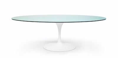 Tavolo Tulip con piano in vetro smaltato e temperato colore verde acqua.