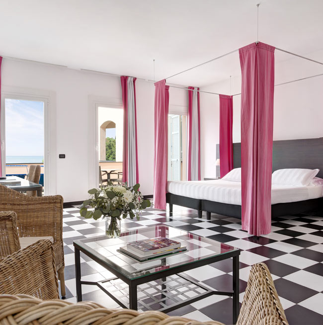 Chambre design avec balcon - Hotel Arenzano